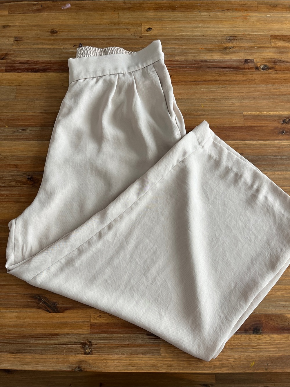 H&M Beige Elastic-Waist Pull On Wide Leg Flowy Pants Trousers Size M